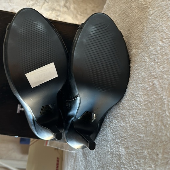 NWT Torrid Peep Toe Stud Heel Bootie - Picture 4 of 10